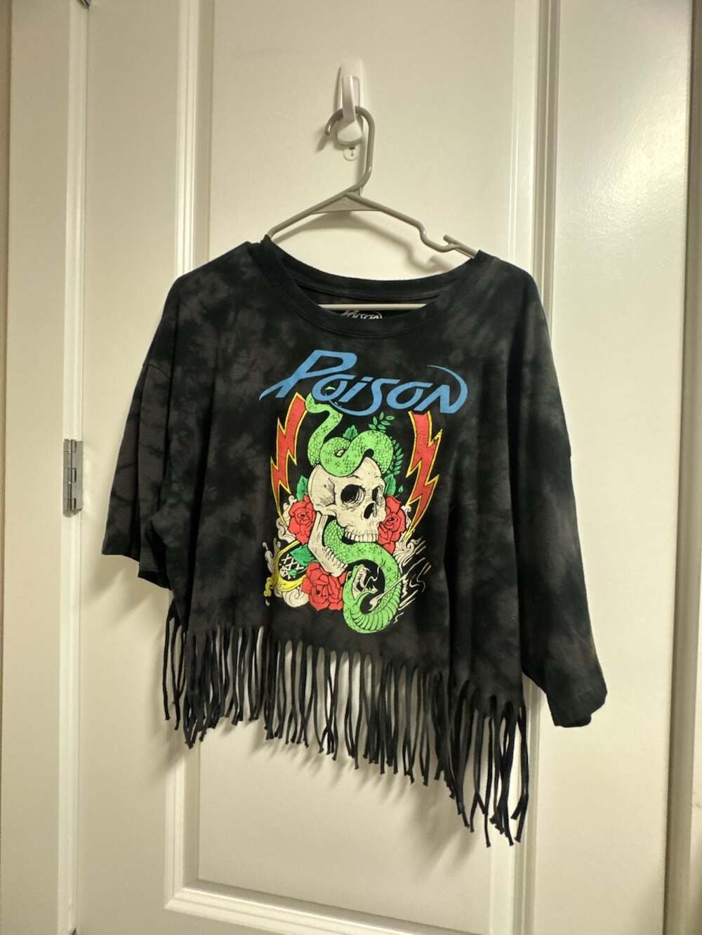 Poison Band Graphic Womens festival Tie-Dye Fringe Crop T-Shirt sz 2XL